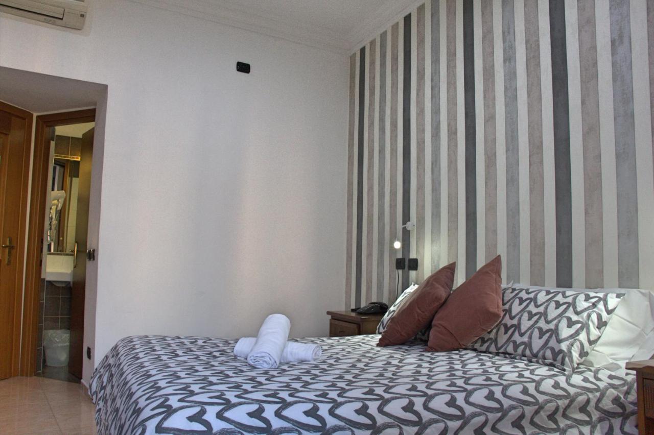 Hotel Ciao Roma Esterno foto