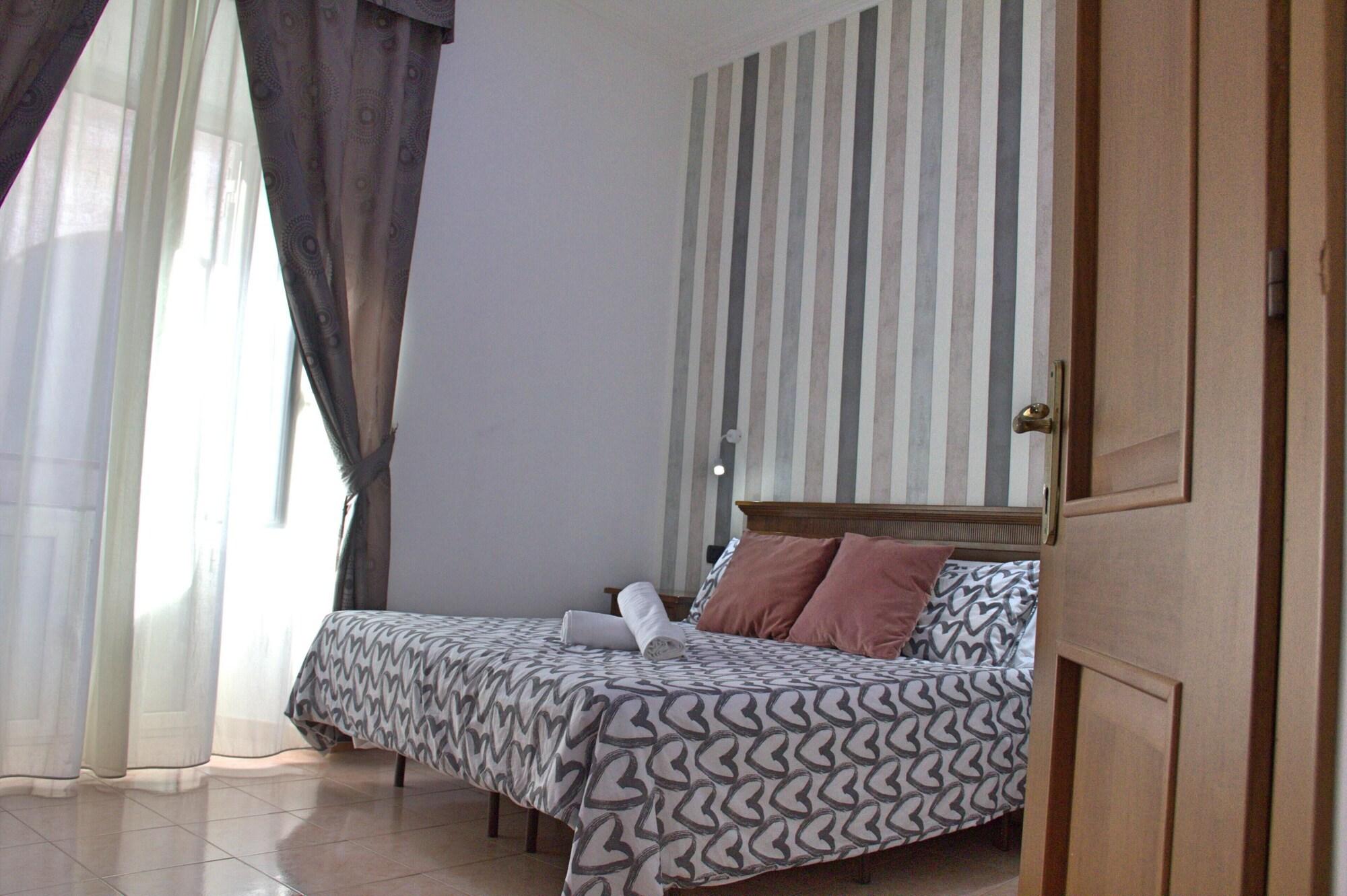 Hotel Ciao Roma Esterno foto