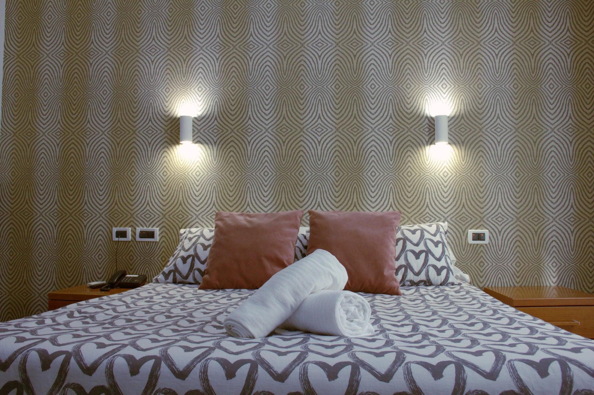 Hotel Ciao Roma Esterno foto
