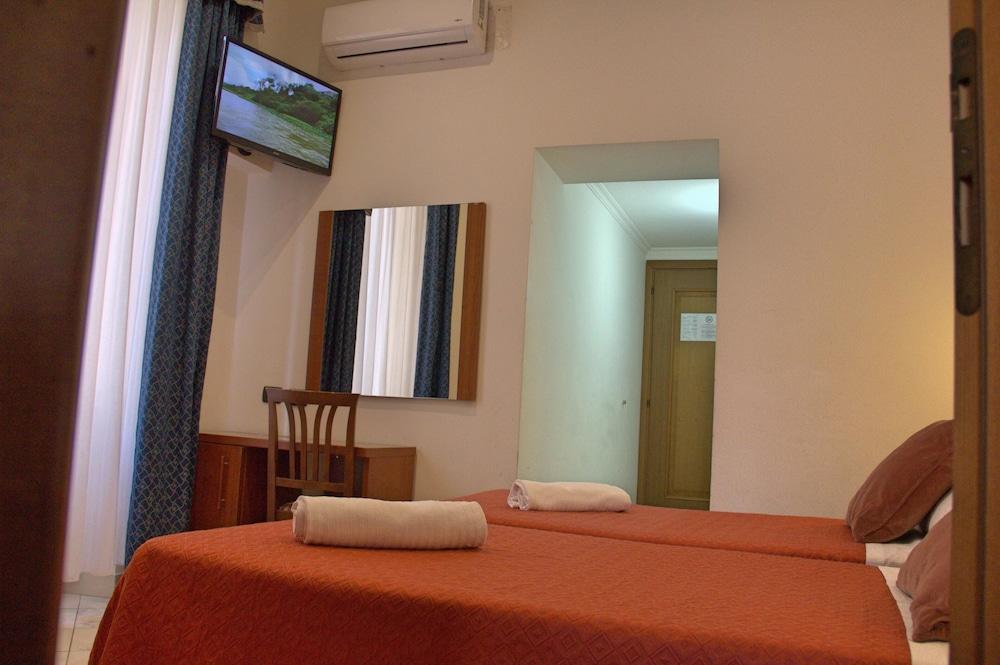 Hotel Ciao Roma Esterno foto