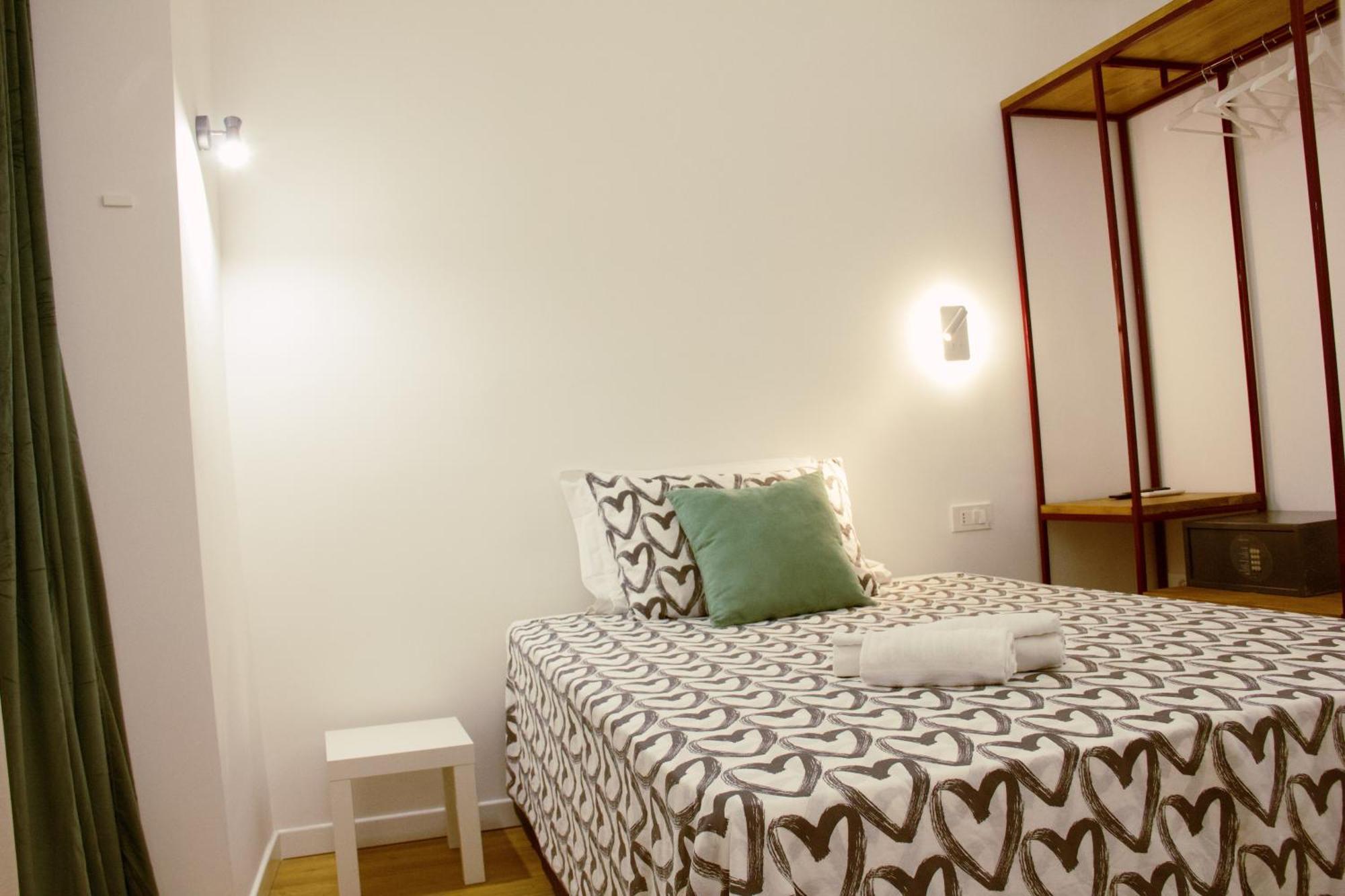 Hotel Ciao Roma Esterno foto