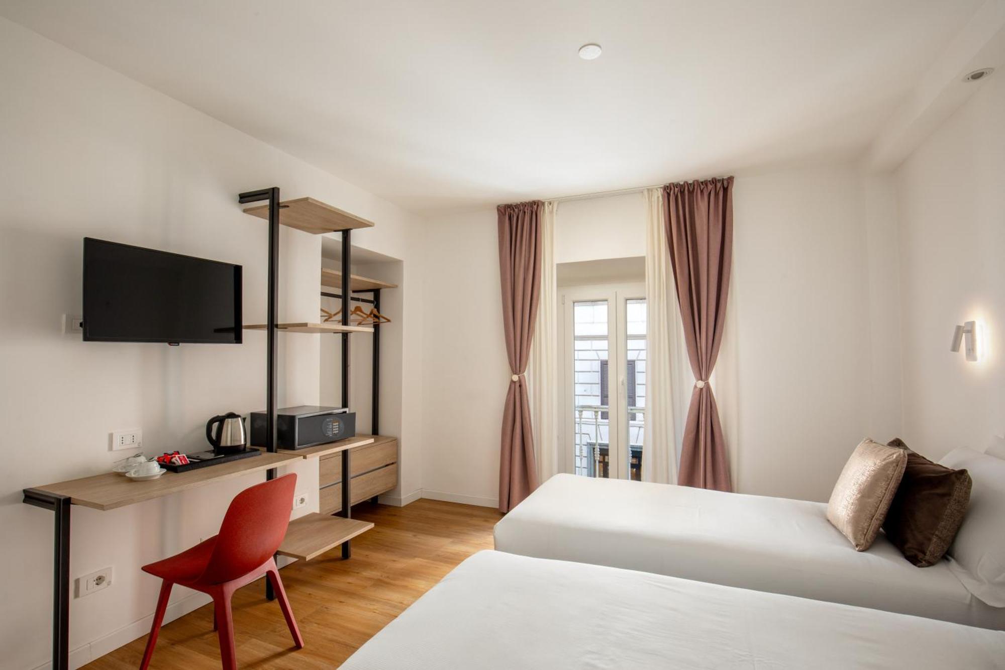 Hotel Ciao Roma Esterno foto