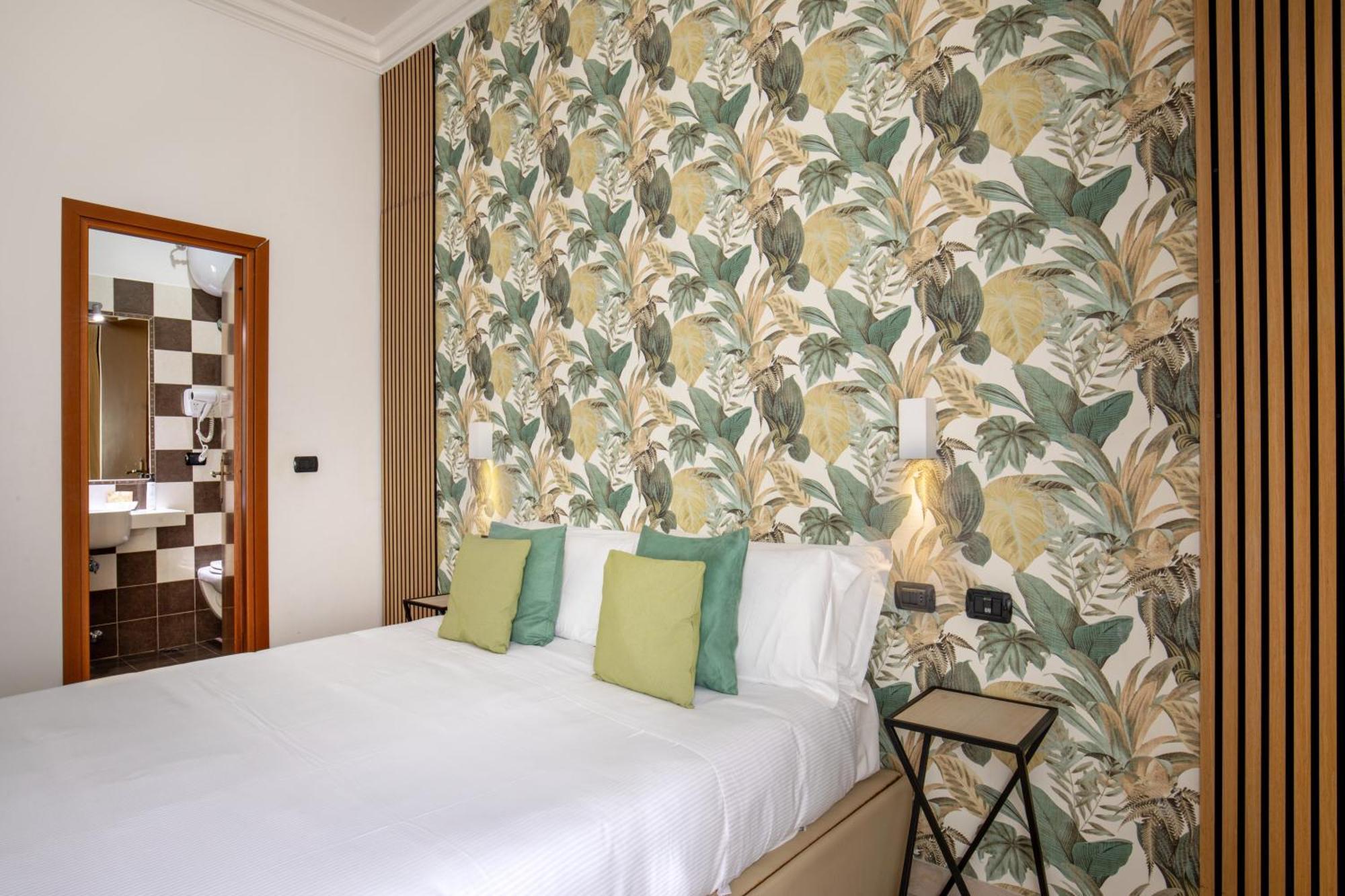 Hotel Ciao Roma Esterno foto